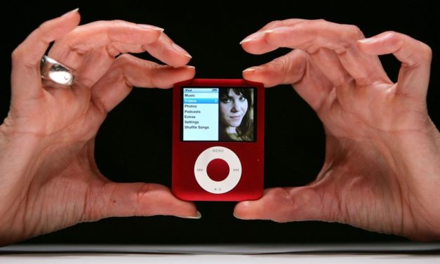 iPod стана на 15 години!