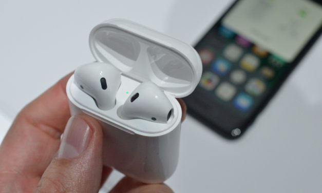 Новите безжични слушалки AirPods на Apple излъчват радиация директно в мозъка ви!