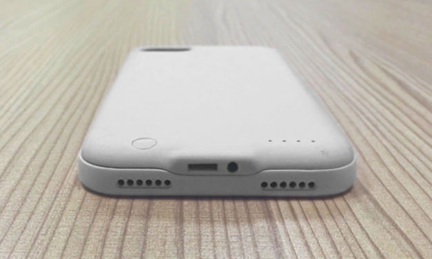 Този грозноват кейс ще ви върне 3.5 мм жак за слушалки на iPhone 7