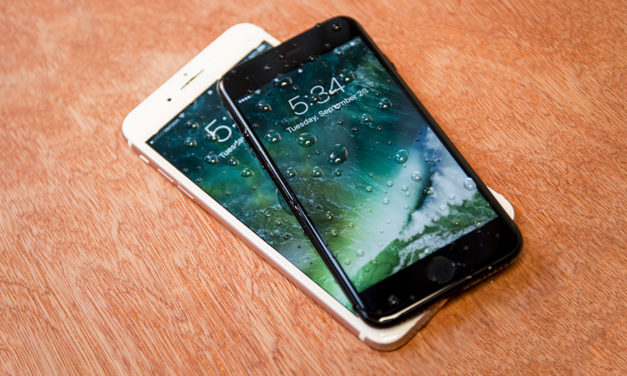 Използването на iPhone 7 под душа се превърна в новия символ за социален статус