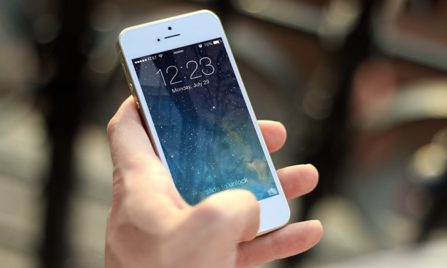 Руска компания твърди, че iPhone тайно записва вашите телефонни разговори