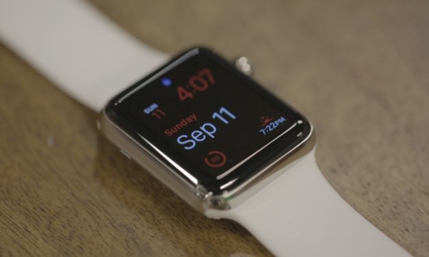 Тим Кук: Продажбите на Apple Watch вървят добре!