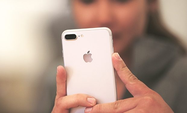 Феновете на Apple отново ще изберат iPhone