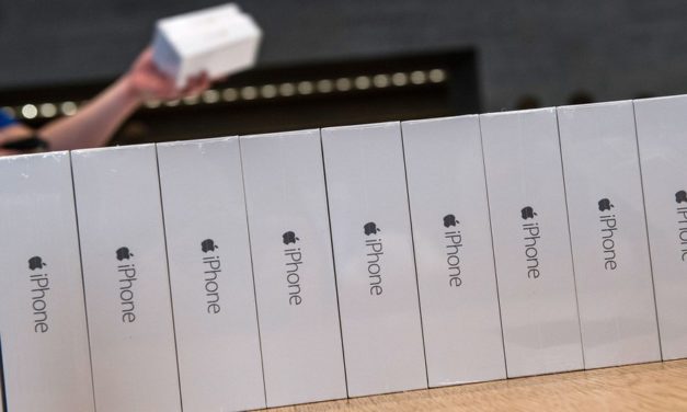 iPhone 8 може и да не закъснее, но ще бъде много трудно да се закупи след премиерата