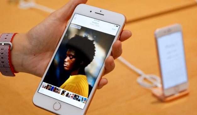 iPhone 7 и 8 ще бъдат модифицирани за германския пазар