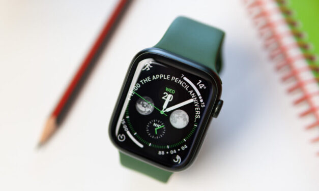 Apple може да замени дигиталната коронка на Apple Watch с оптичен сензор