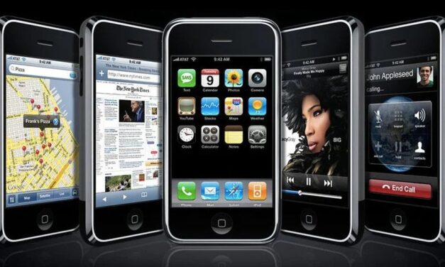 Навършиха се 16 години, откакто Стив Джобс представи iPhone