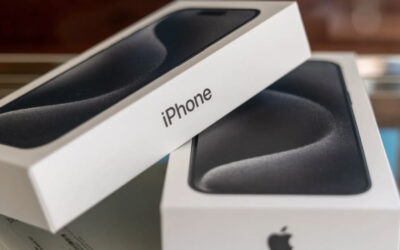 Apple ще ъпдейтва iPhone в магазините си, без да се налага да бъдат вадени от кутията